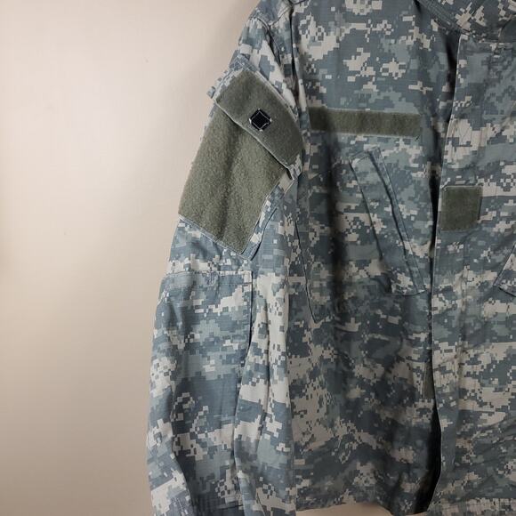 Army Ripstop Combat Uniform Coat in Digital Camo Size M X-short - Picture 4 of 11